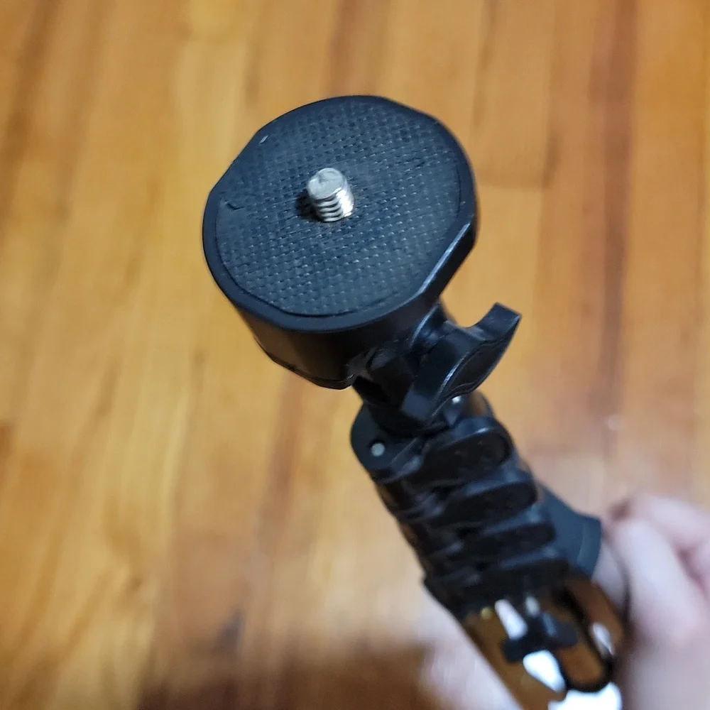 COPY - Black adjustable tripod stand 63